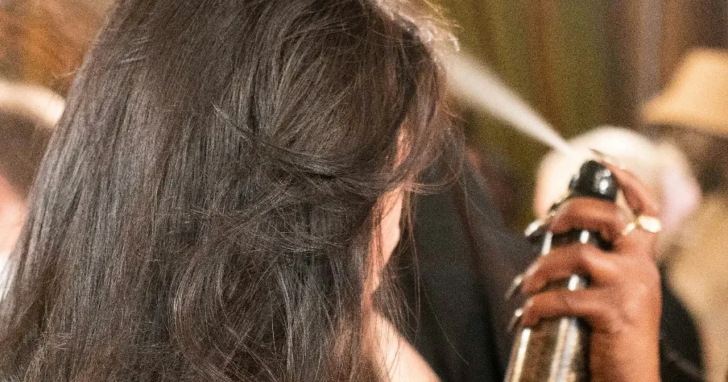 Paras kiiltosuihke hiuksille testi